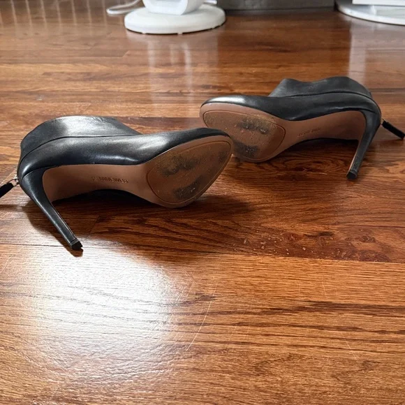 Nine West Navajoe Black Leather Heels - Picture 4 of 8